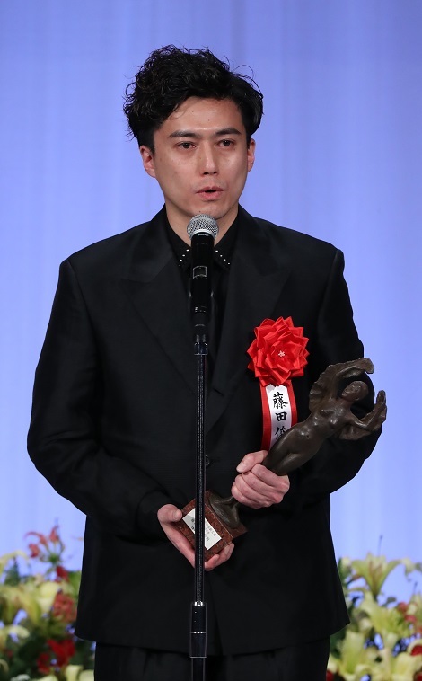 最優秀演出家賞の藤田俊太郎「劇場に光はある」第28回読売演劇大賞贈賞式レポート＜2＞