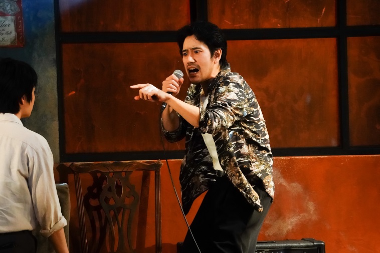 松山ケンイチ主演舞台『hana-1970、コザが燃えた日-』開幕！返還50周年の2022年に“沖縄”を描く