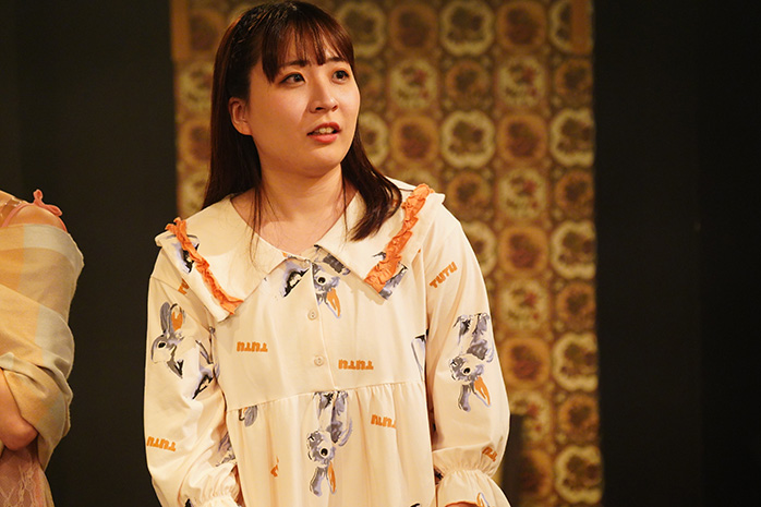 感情豊かに演じる女性たちが表現する“人生で大切なもの”。『異母姉妹』が見つける笑いと家族愛。ゲネプロレポート