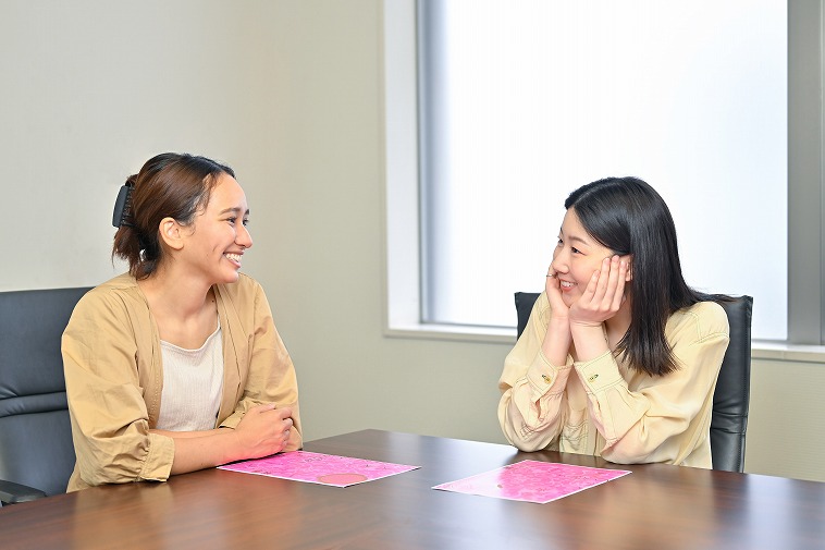 □字ック山田佳奈の書下ろし『楽園』豊原江理佳×土居志央梨インタビュー「タイトルから思いを巡らせられるような作品にしたい」