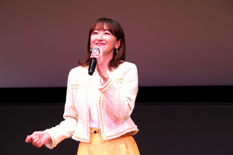 花總まり「期待は裏切りません」80年代のヒット曲で彩るミュージカル『SUNNY』制作発表レポート