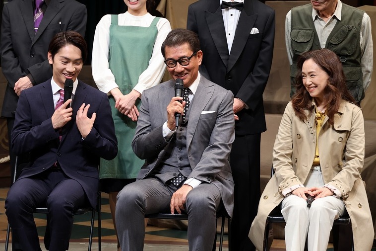 中井貴一、藤原丈一郎らがコロナ禍を乗り越えてついに上演！ハートフル・コメディ『月とシネマ2023』レポート