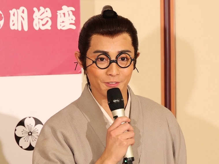 船越英一郎が舞台初主演！新木宏典、崎山つばさらと魂の交流描く『赤ひげ』公演レポート