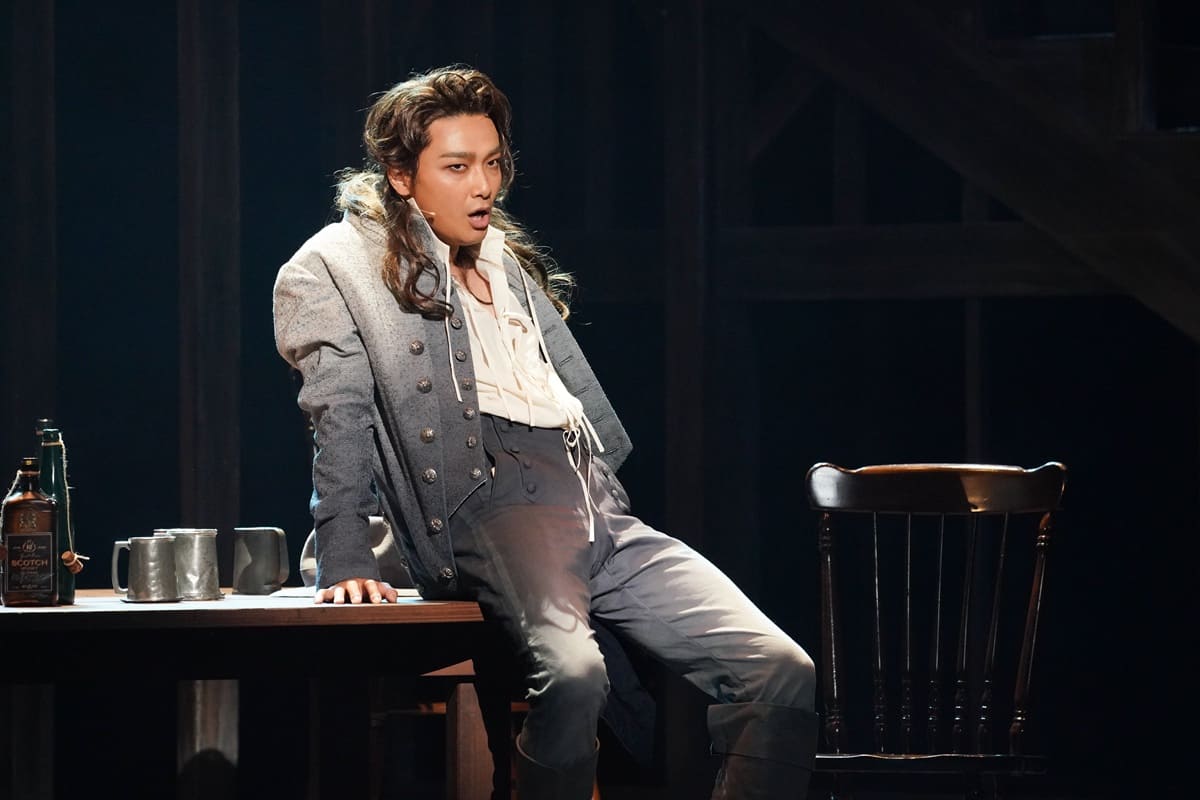 井上芳雄、浦井健治ら出演ミュージカル『二都物語』大千穐楽公演配信決定！