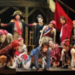 井上芳雄、浦井健治ら出演ミュージカル『二都物語』大千穐楽公演配信決定！
