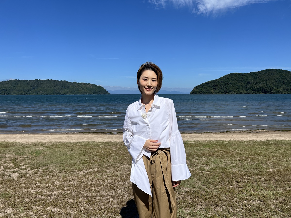 元宙組トップ・芹香斗亜がオリジナル刺繍に挑戦！